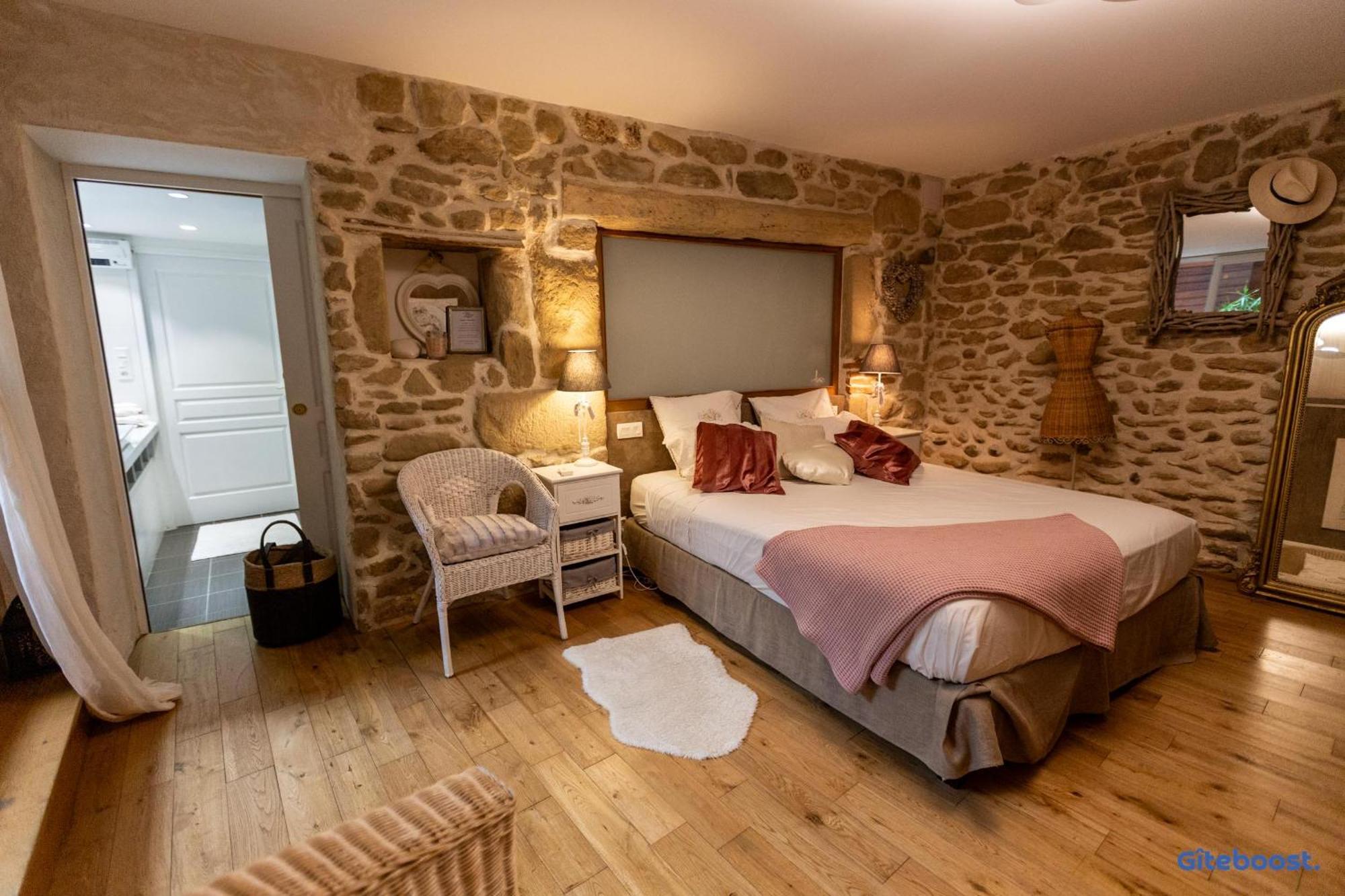 Le Val Des Sens Hotel Chatte Exterior photo